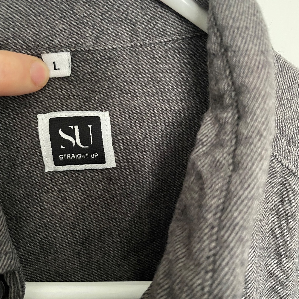 Men’s button down long sleeve - Picture 2 of 3